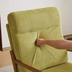 Chaise d'appoint à dossier haut en bois massif avec accoudoirs