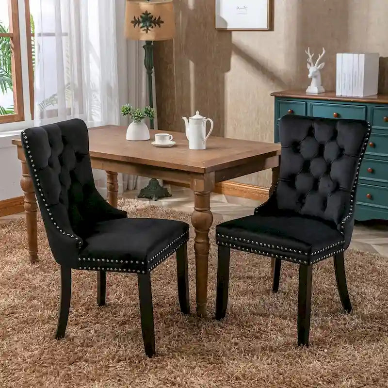 Lot de 2 chaises de salle à manger tapissées de velours avec garniture cloutée et pieds en bois