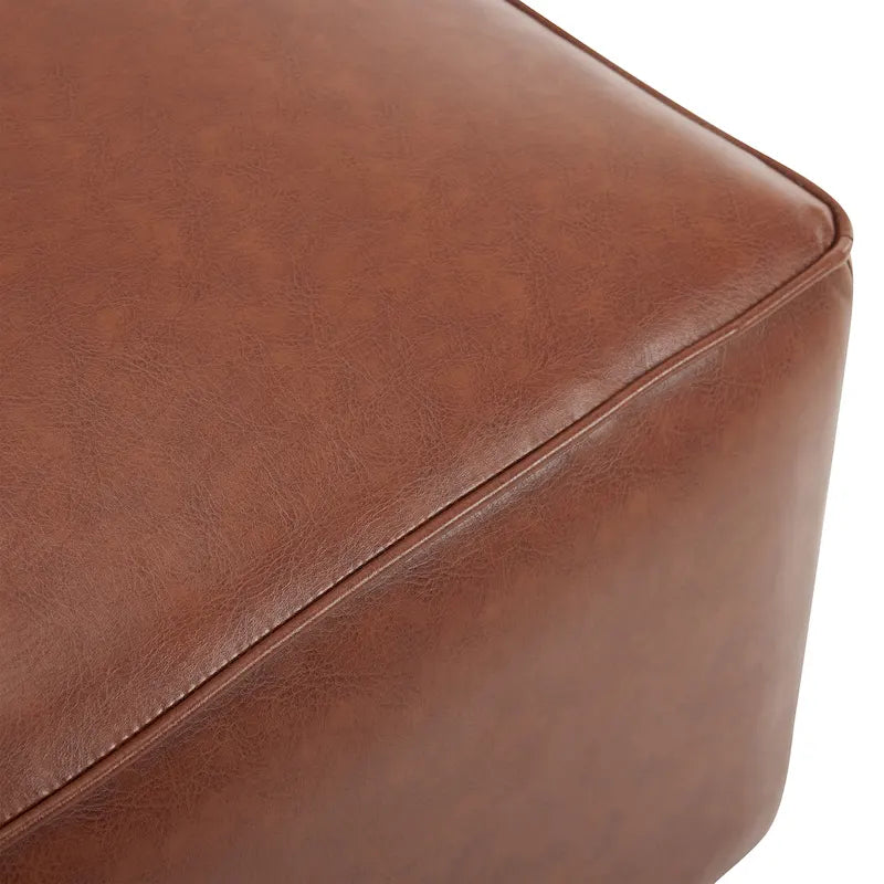 Pouffe carré en similicuir