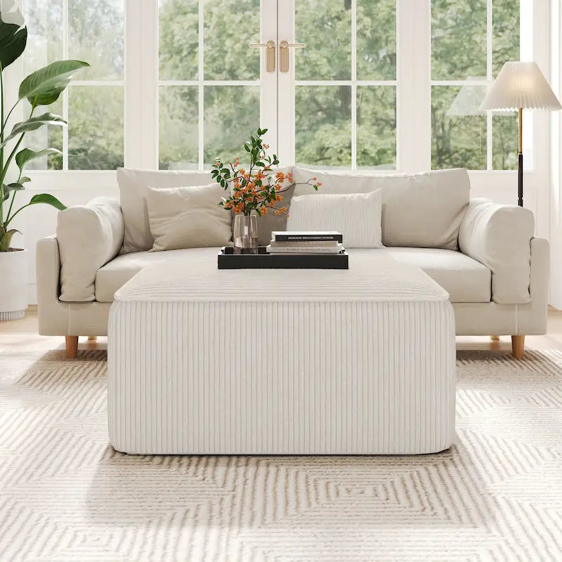Pouffe carré en similicuir